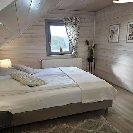 Comfortable With A Terrace And Garden Semesterbostad